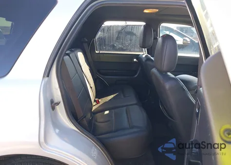 2011 Ford Escape Limited z USA, uszkodzony, nr VIN 1FMCU0EG3BKB59525